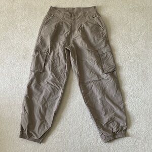 Spiritual Gangster Beige Pants